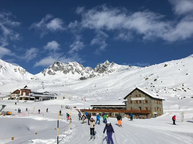 Alp nieve y pistas de sky La Molina y La Masella - casa y turismo rural en girona